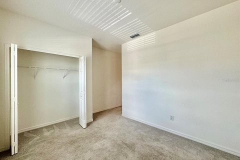 Снять в аренду таунхаус в Уэсли-Чепел, Флорида 3 спальни, 153.29м2, № 1849546 - фото 14