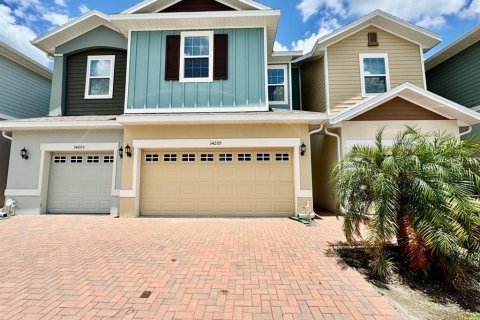 Снять в аренду таунхаус в Уэсли-Чепел, Флорида 3 спальни, 153.29м2, № 1849546 - фото 1