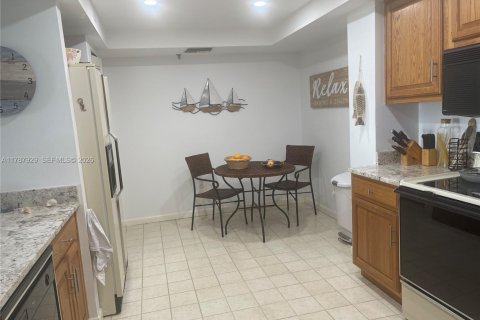 Copropriété à louer à Hutchinson Island South, Floride: 2 chambres, 133.41 m2 № 2154910 - photo 25