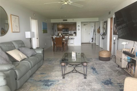 Copropriété à louer à Hutchinson Island South, Floride: 2 chambres, 133.41 m2 № 2154910 - photo 11
