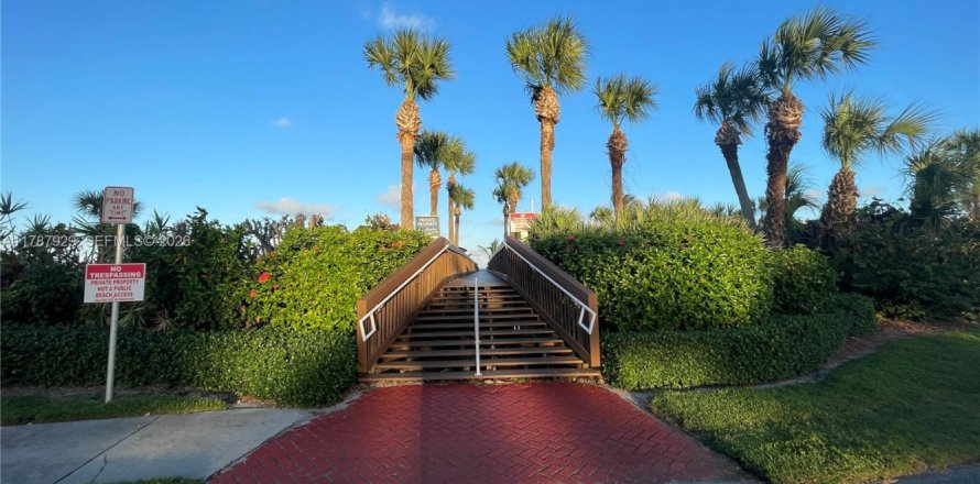 Condo à Hutchinson Island South, Floride, 2 chambres  № 2154910