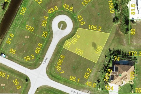 House in Punta Gorda, Florida 4 bedrooms, 175.4 sq.m. № 1643074 - photo 1