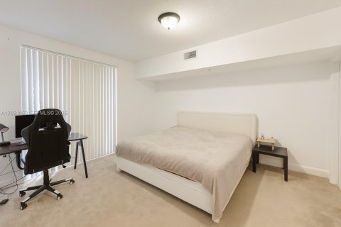 Condominio en venta en Hollywood, Florida, 2 dormitorios, 96.25 m2 № 2078342 - foto 17