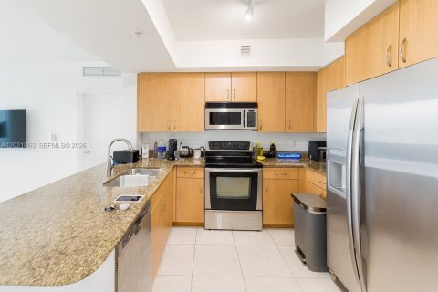 Condominio en venta en Hollywood, Florida, 2 dormitorios, 96.25 m2 № 2078342 - foto 9