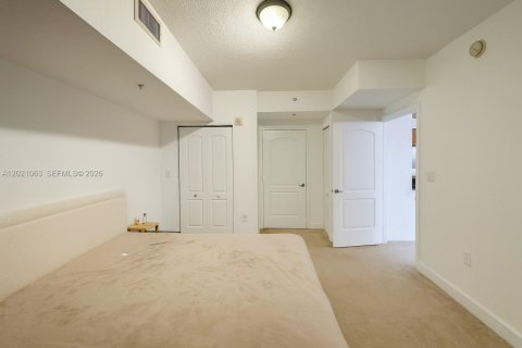 Condominio en venta en Hollywood, Florida, 2 dormitorios, 96.25 m2 № 2078342 - foto 19