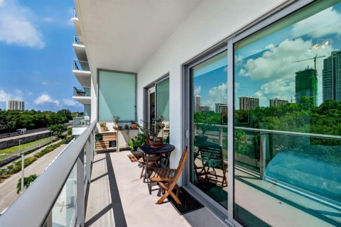 Condo in Miami, Florida, 1 bedroom  № 2249815 - photo 22