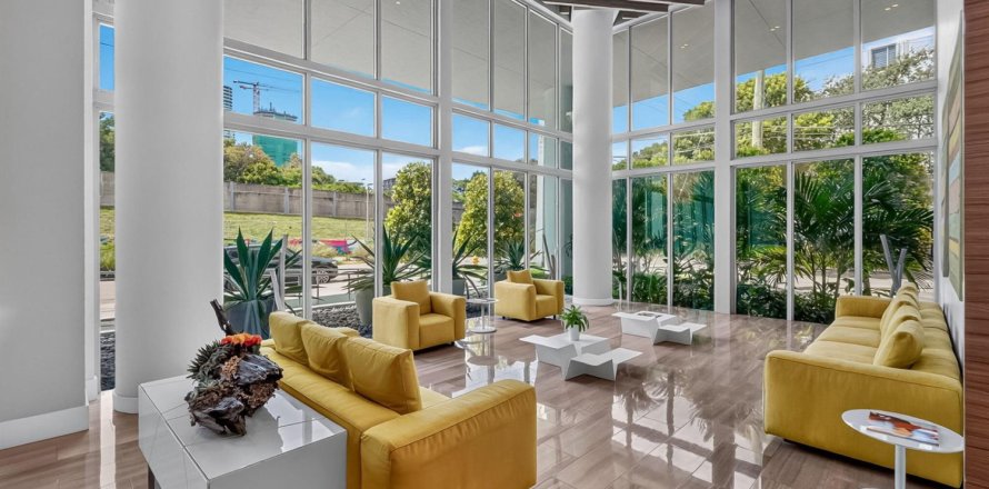 Condo in Miami, Florida, 1 bedroom  № 2249815