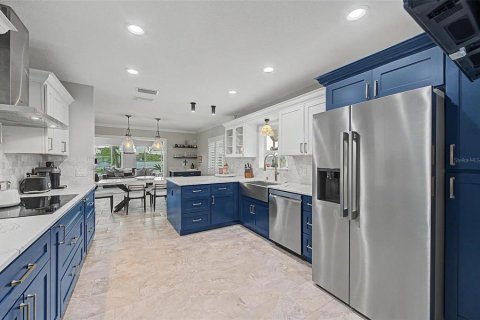 Villa ou maison à vendre à Tarpon Springs, Floride: 3 chambres, 213.58 m2 № 2319087 - photo 16