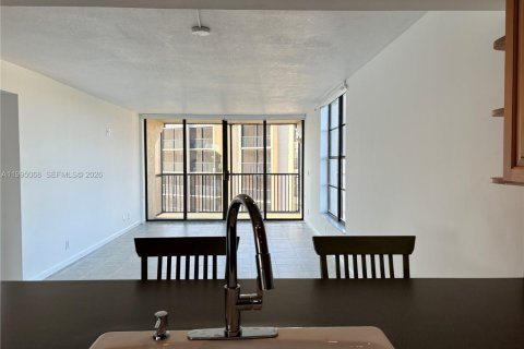 Condo in Boca Raton, Florida, 2 bedrooms  № 2058184 - photo 10