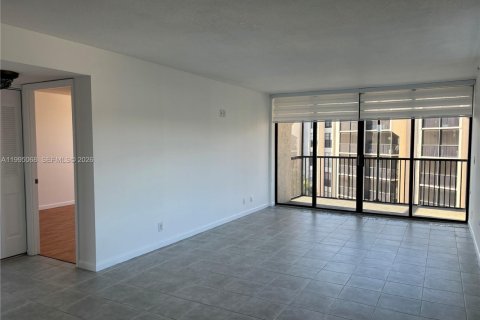 Condo in Boca Raton, Florida, 2 bedrooms  № 2058184 - photo 14