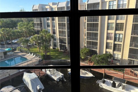 Condo in Boca Raton, Florida, 2 bedrooms  № 2058184 - photo 17