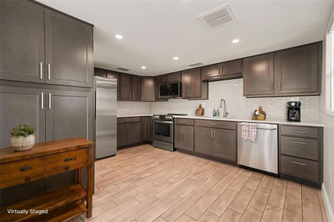Villa ou maison à vendre à Oldsmar, Floride: 2 chambres, 116.13 m2 № 2132150 - photo 6