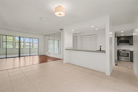 Villa ou maison à vendre à Oldsmar, Floride: 2 chambres, 116.13 m2 № 2132150 - photo 24