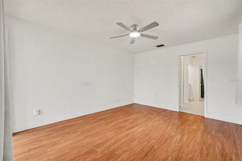 Villa ou maison à vendre à Oldsmar, Floride: 2 chambres, 116.13 m2 № 2132150 - photo 30