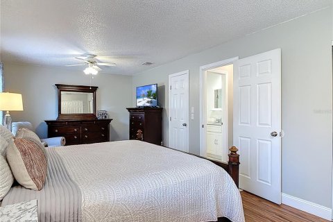 Villa ou maison à vendre à Deltona, Floride: 3 chambres, 155.8 m2 № 1912223 - photo 23