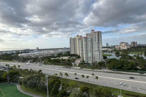 Condo in Aventura, Florida, 2 bedrooms  № 1968375 - photo 22