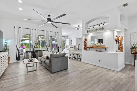 Casa en venta en Ormond Beach, Florida, 3 dormitorios, 180.32 m2 № 1802928 - foto 7