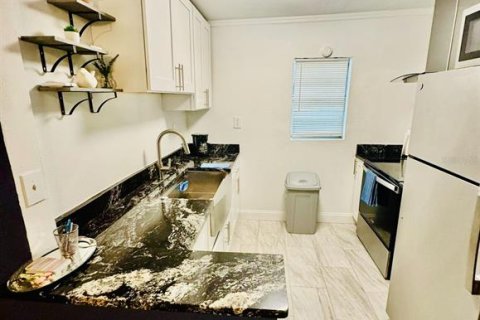 House in Mulberry, Florida 3 bedrooms, 79.9 sq.m. № 1829204 - photo 15