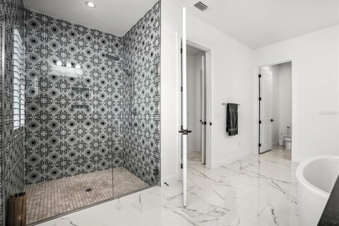 Casa en venta en Orlando, Florida, 4 dormitorios, 277.68 m2 № 1899972 - foto 11