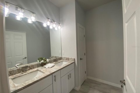 House in Sebring, Florida 3 bedrooms, 137.03 sq.m. № 1279104 - photo 24