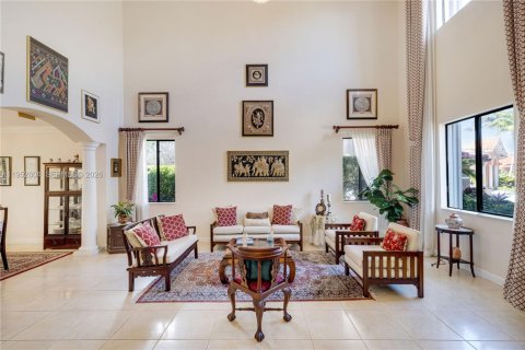 Villa ou maison à vendre à Cutler Bay, Floride: 5 chambres, 366.5 m2 № 2007976 - photo 26