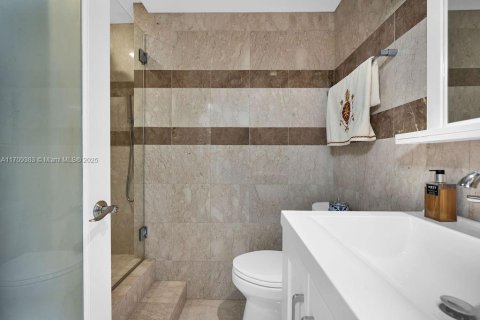 Copropriété à vendre à Miami Beach, Floride: 1 chambre, 86.4 m2 № 1937382 - photo 10