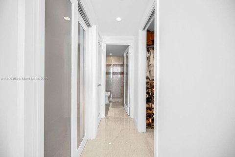 Copropriété à vendre à Miami Beach, Floride: 1 chambre, 86.4 m2 № 1937382 - photo 24