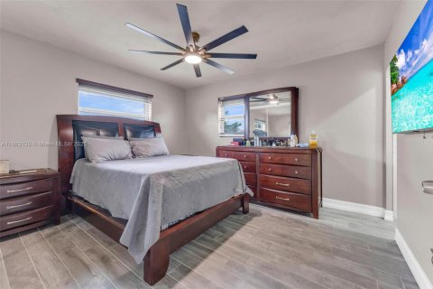 Villa ou maison à vendre à Miami Gardens, Floride: 3 chambres, 101.82 m2 № 1933099 - photo 11
