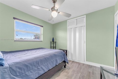 Villa ou maison à vendre à Miami Gardens, Floride: 3 chambres, 101.82 m2 № 1933099 - photo 14