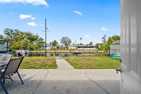 Villa ou maison à vendre à Hudson, Floride: 2 chambres, 97.36 m2 № 2223642 - photo 24