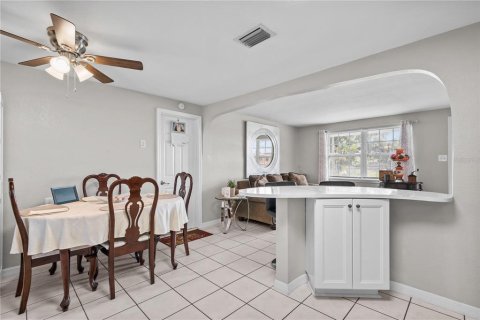 Villa ou maison à vendre à Hudson, Floride: 2 chambres, 97.36 m2 № 2223642 - photo 10