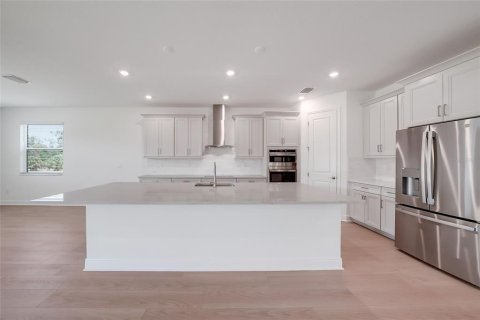 House in Parrish, Florida 3 bedrooms, 239.78 sq.m. № 2226464 - photo 8