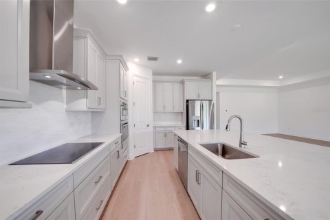 House in Parrish, Florida 3 bedrooms, 239.78 sq.m. № 2226464 - photo 11