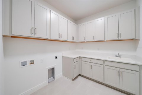 House in Parrish, Florida 3 bedrooms, 239.78 sq.m. № 2226464 - photo 28