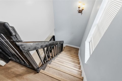 Купить виллу или дом в Мирамар, Флорида 3 спальни, 115.38м2, № 2295897 - фото 10