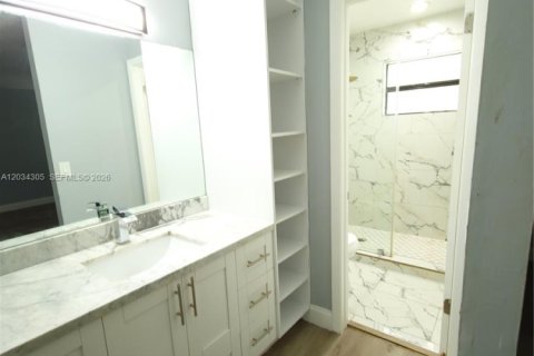 Купить виллу или дом в Мирамар, Флорида 3 спальни, 115.38м2, № 2295897 - фото 13