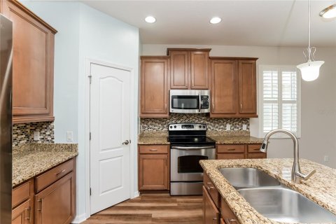 Villa ou maison à vendre à San Antonio, Floride: 3 chambres, 160.81 m2 № 1115811 - photo 6