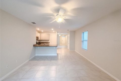 Villa ou maison à vendre à Ocoee, Floride: 3 chambres, 140.28 m2 № 2408228 - photo 6
