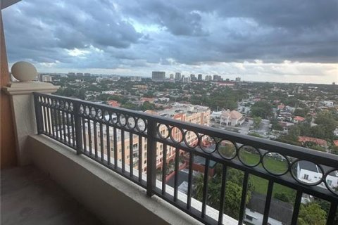 Condo in Miami, Florida, 1 bedroom № 2103647