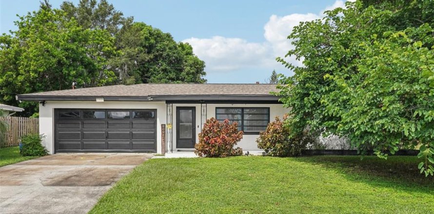 Casa en Clearwater, Florida 3 dormitorios, 130.25 m2 № 1914728