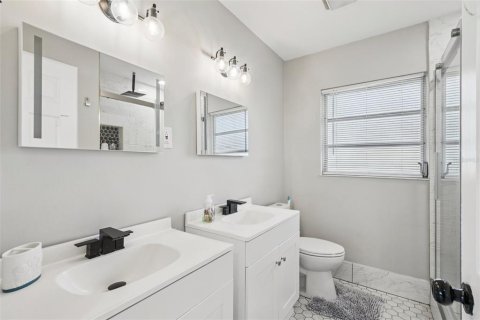 Casa en venta en Clearwater, Florida, 3 dormitorios, 130.25 m2 № 1914728 - foto 16