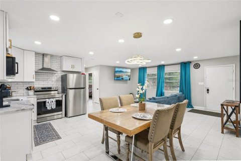 Casa en venta en Clearwater, Florida, 3 dormitorios, 130.25 m2 № 1914728 - foto 3