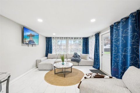 Casa en venta en Clearwater, Florida, 3 dormitorios, 130.25 m2 № 1914728 - foto 9
