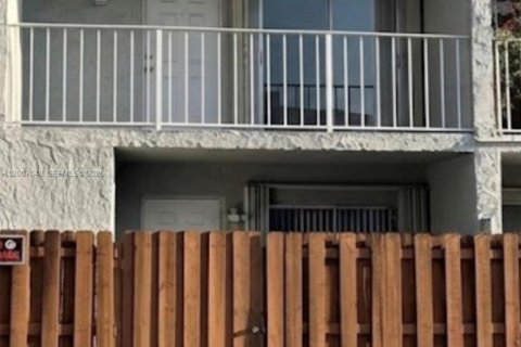 Condo à Miami, Floride, 2 chambres  № 2170847