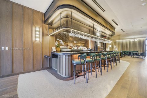 Купить кондоминиум в Майами, Флорида 2 спальни, 99.59м2, № 1813954 - фото 22