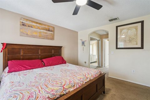 Casa en venta en Orlando, Florida, 4 dormitorios, 170.66 m2 № 1899005 - foto 21