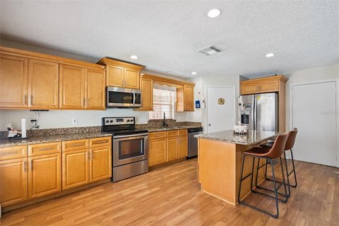 Casa en venta en Orlando, Florida, 4 dormitorios, 170.66 m2 № 1899005 - foto 2
