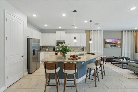 House in Kissimmee, Florida 6 bedrooms, 297.57 sq.m. № 1852741 - photo 16