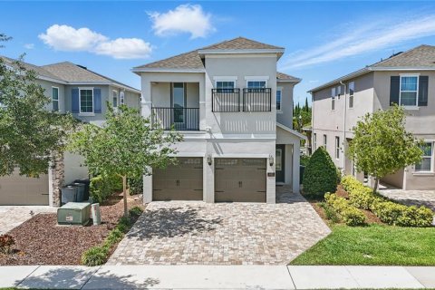 House in Kissimmee, Florida 6 bedrooms, 297.57 sq.m. № 1852741 - photo 1