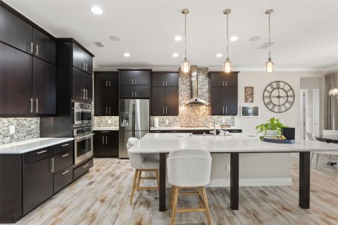 House in Lake Mary, Florida 4 bedrooms, 356 sq.m. № 2273090 - photo 9